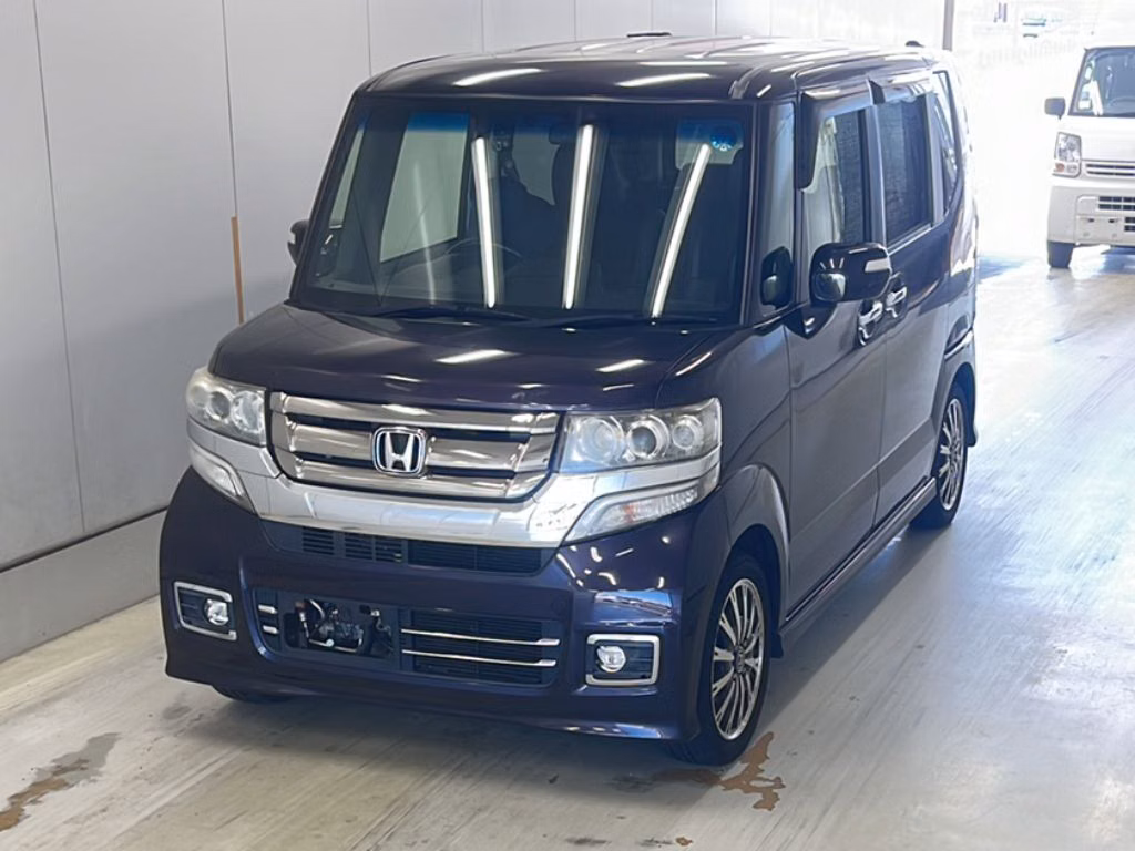 HONDA N-BOX