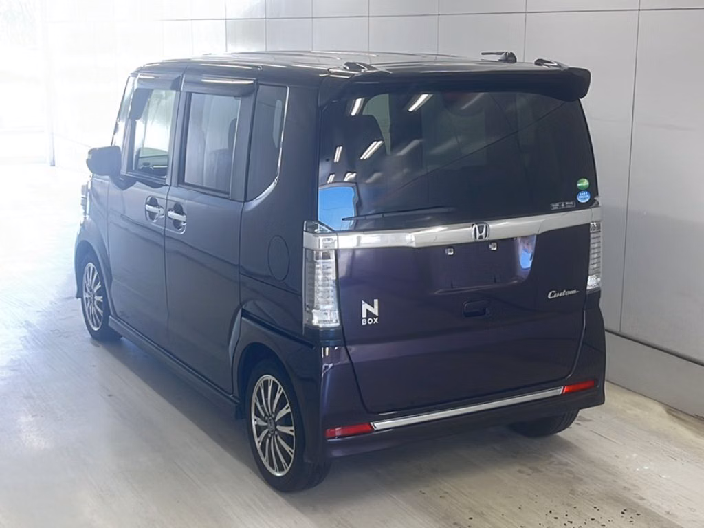 HONDA N-BOX