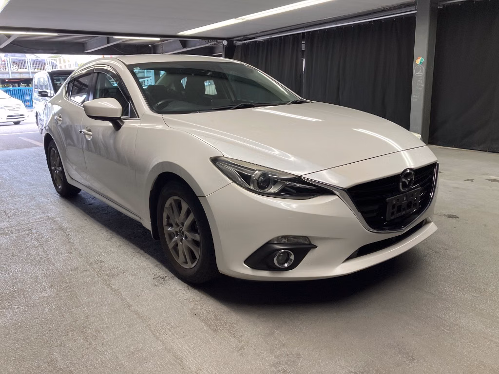 MAZDA AXELA