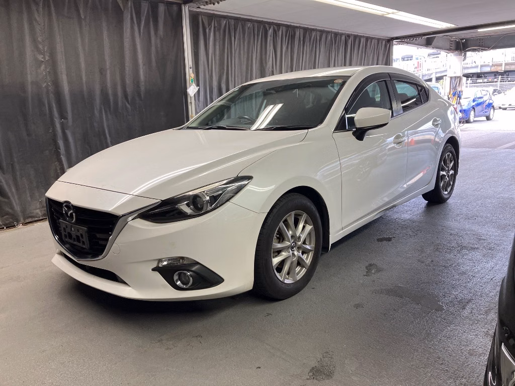 MAZDA AXELA