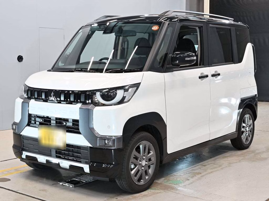 MITSUBISHI DELICA MINI