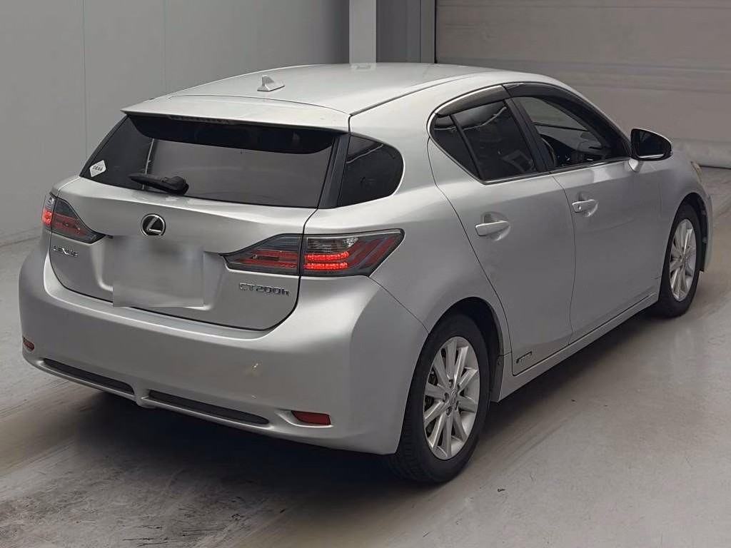 LEXUS CT200H
