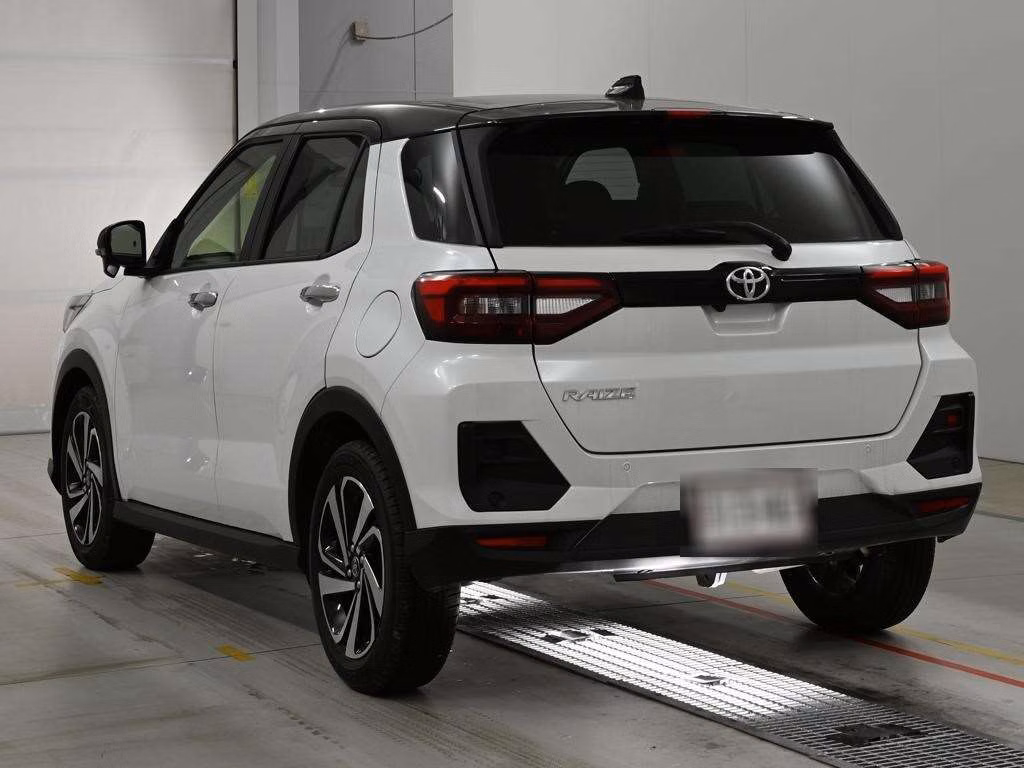 TOYOTA RAIZE