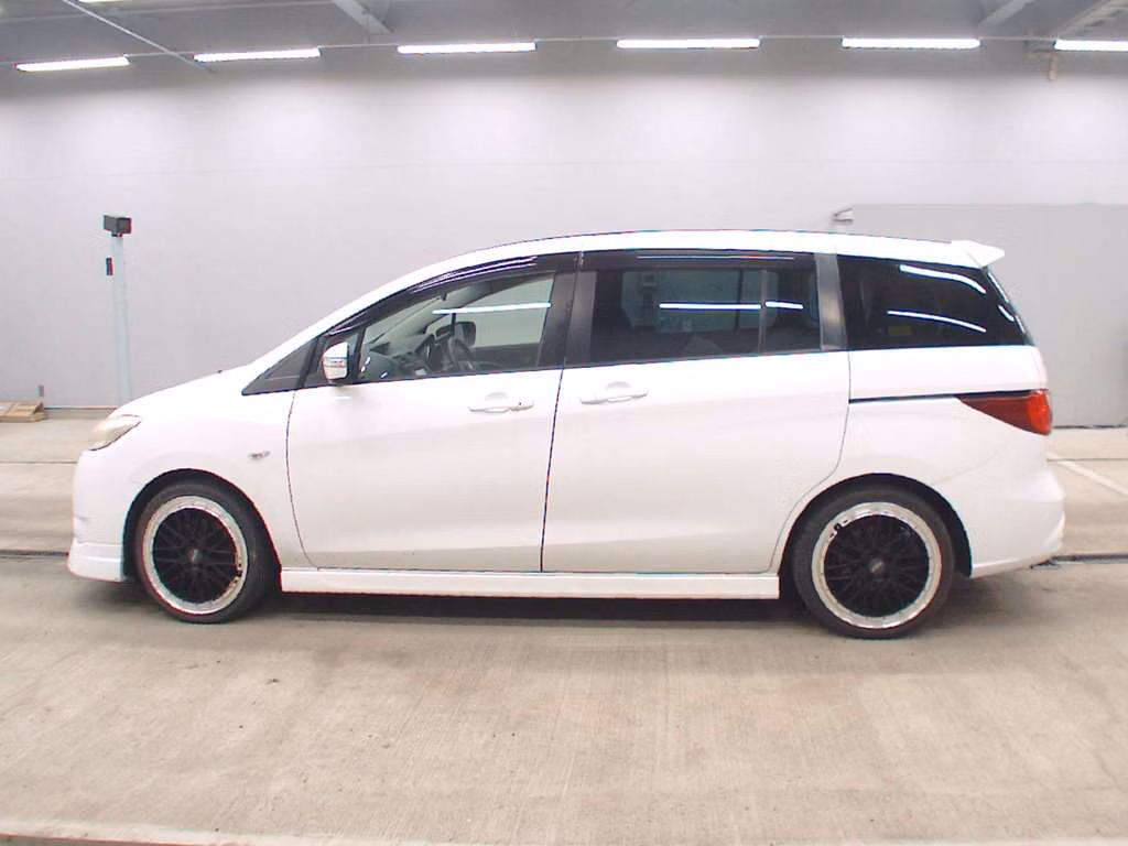NISSAN LAFESTA