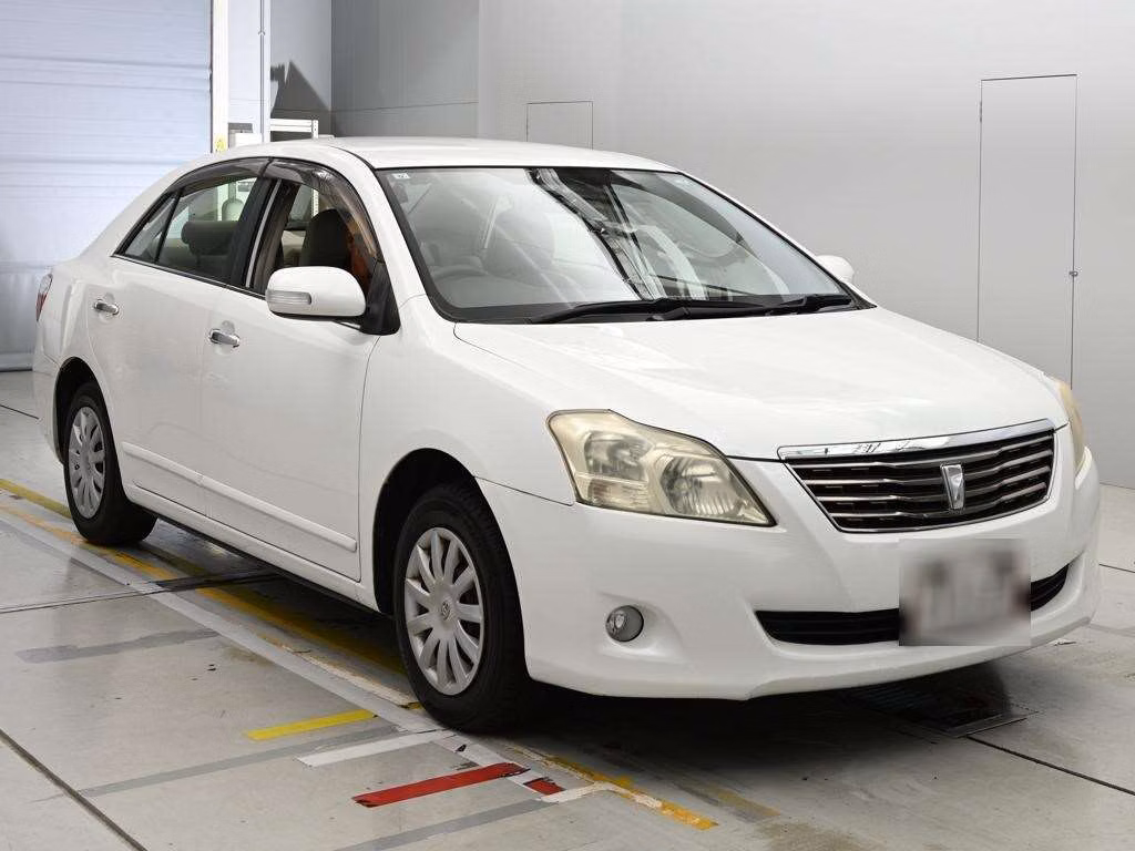 TOYOTA PREMIO