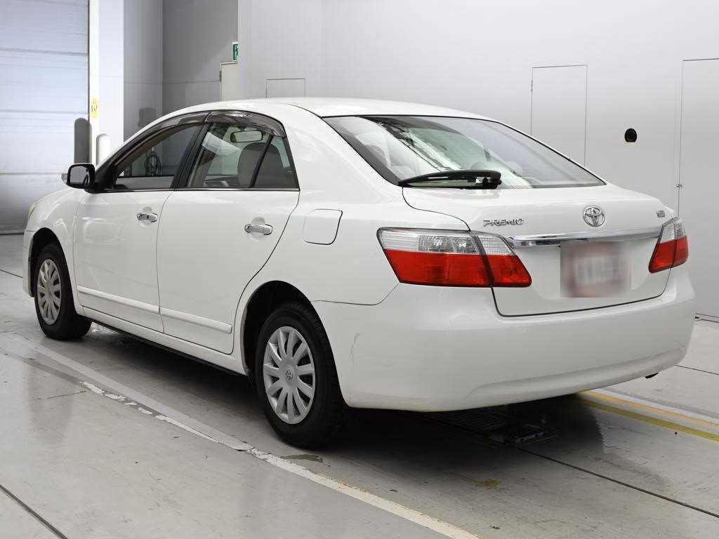 TOYOTA PREMIO