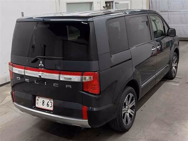 MITSUBISHI DELICA D:5