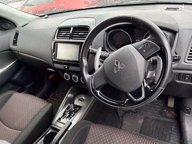 MITSUBISHI RVR