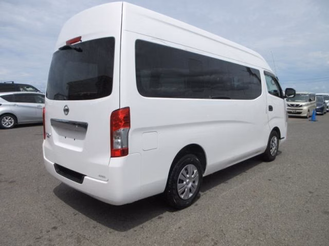 NISSAN NV350 CARAVAN