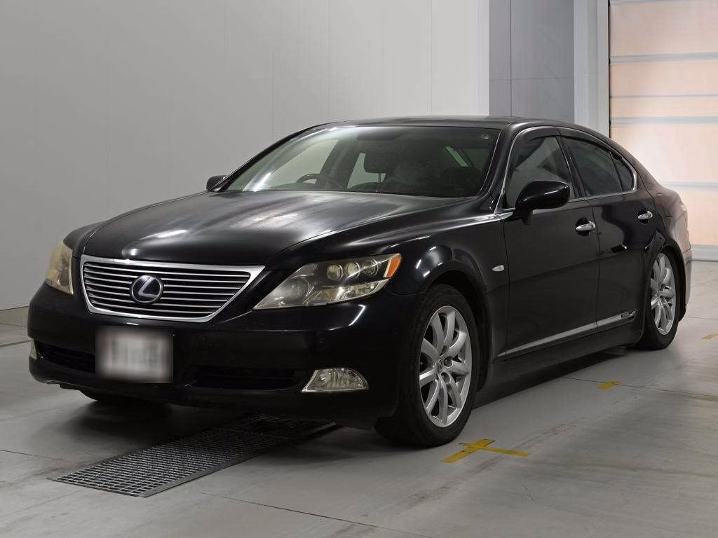 LEXUS LS600H