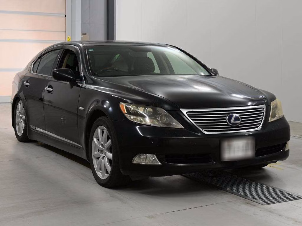 LEXUS LS600H