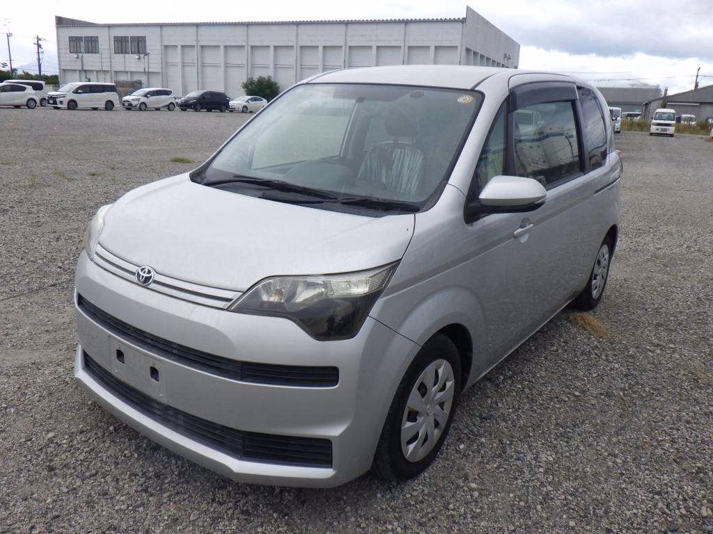 TOYOTA SPADE