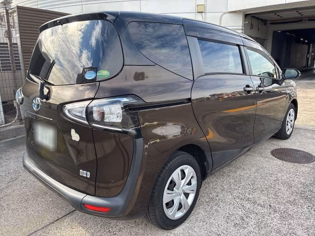 TOYOTA SIENTA