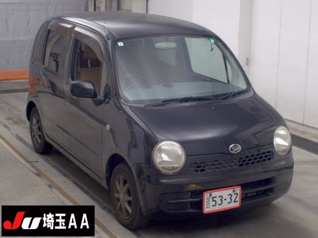 DAIHATSU MOVE LATTE
