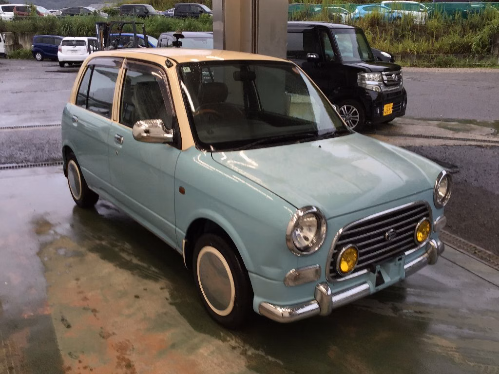 DAIHATSU MIRA GINO