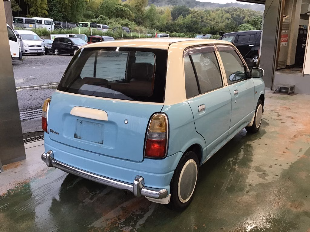 DAIHATSU MIRA GINO