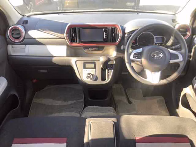 DAIHATSU BOON