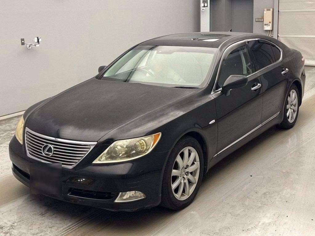 LEXUS LS460
