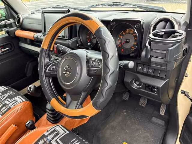 SUZUKI JIMNY SIERRA