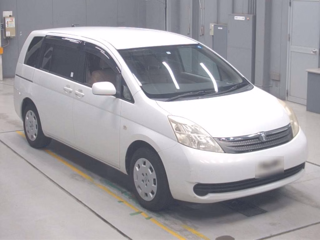 TOYOTA ISIS
