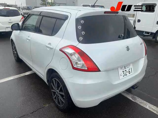SUZUKI SWIFT