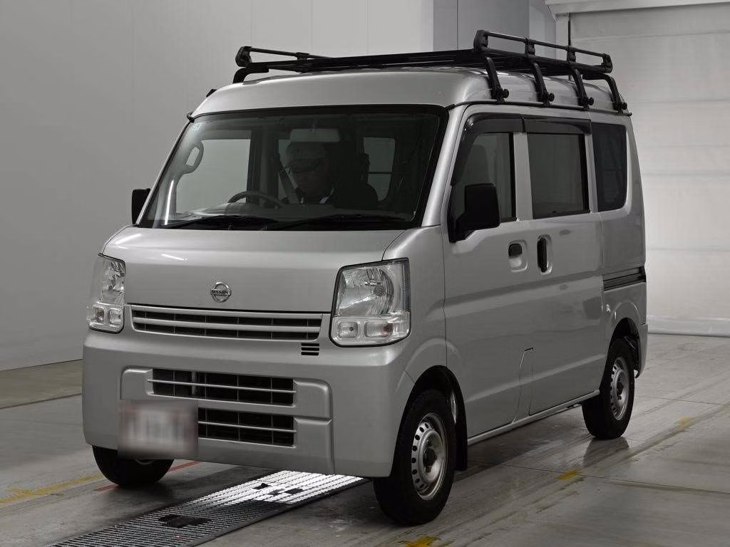 NISSAN NV100 CLIPPER