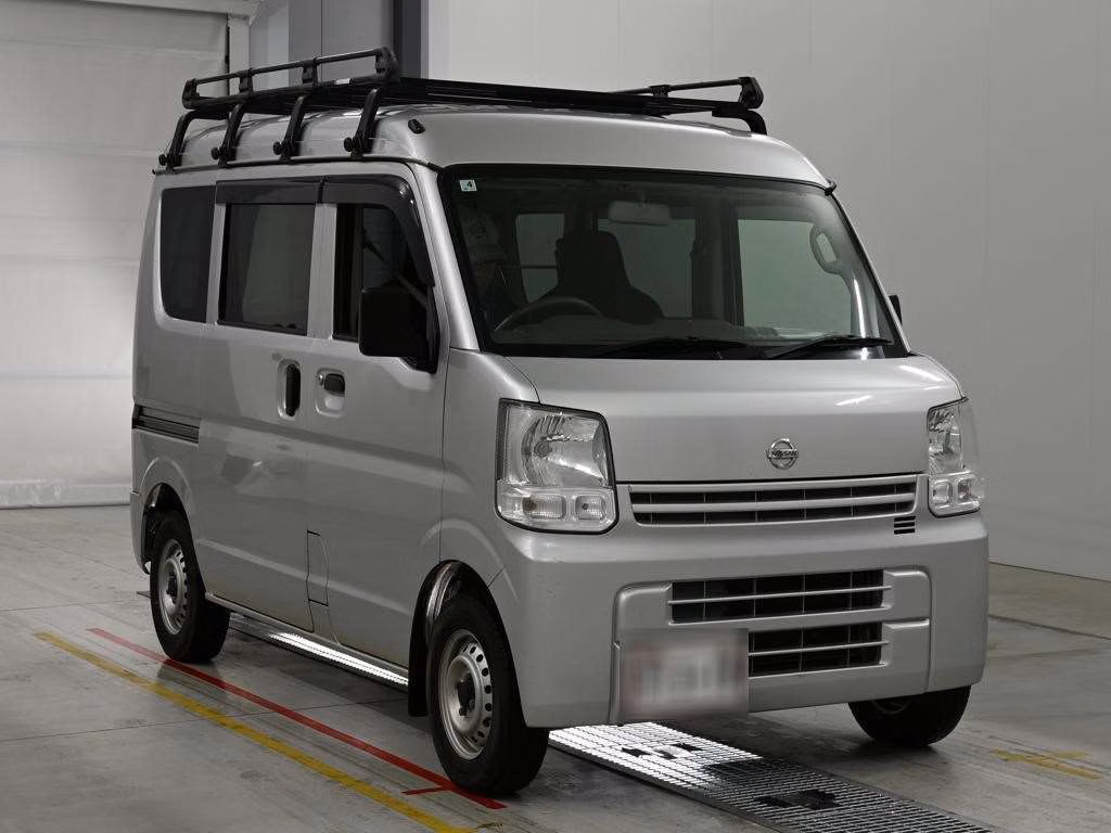 NISSAN NV100 CLIPPER