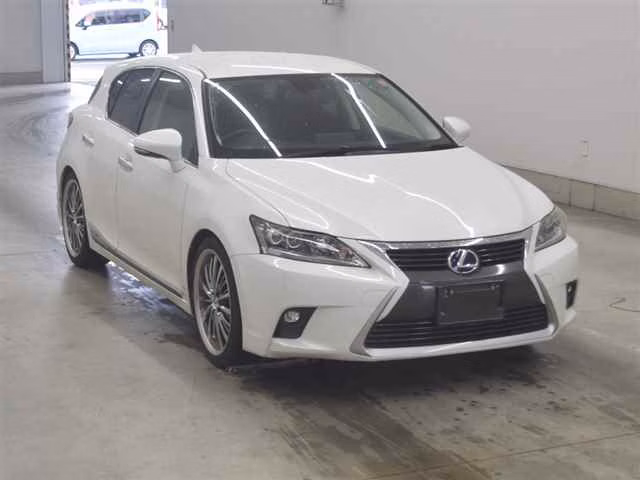Lexus CT200h