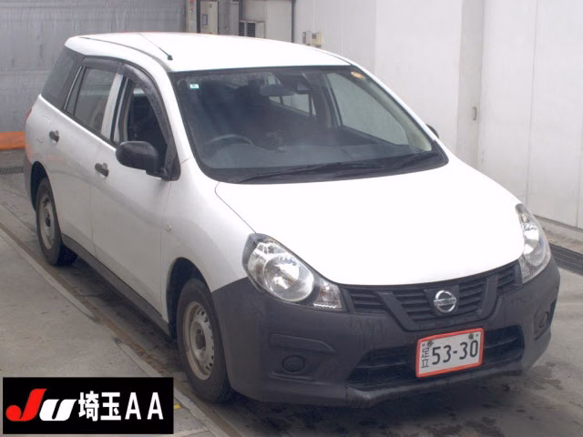 Nissan AD