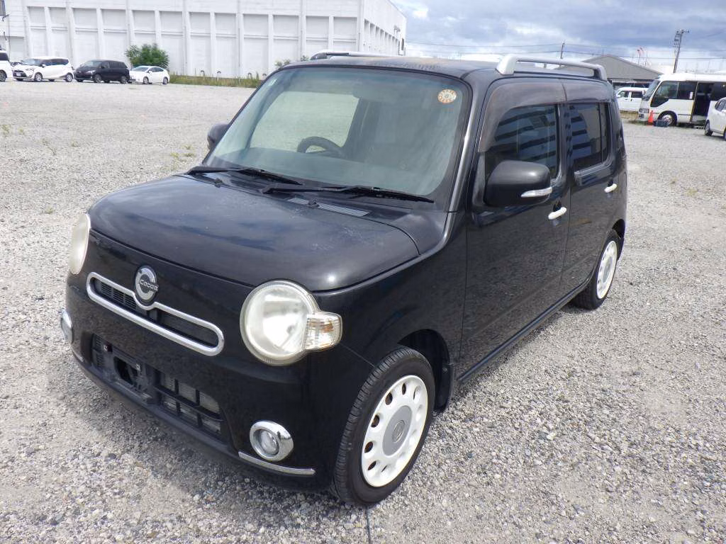 Daihatsu Mira Cocoa