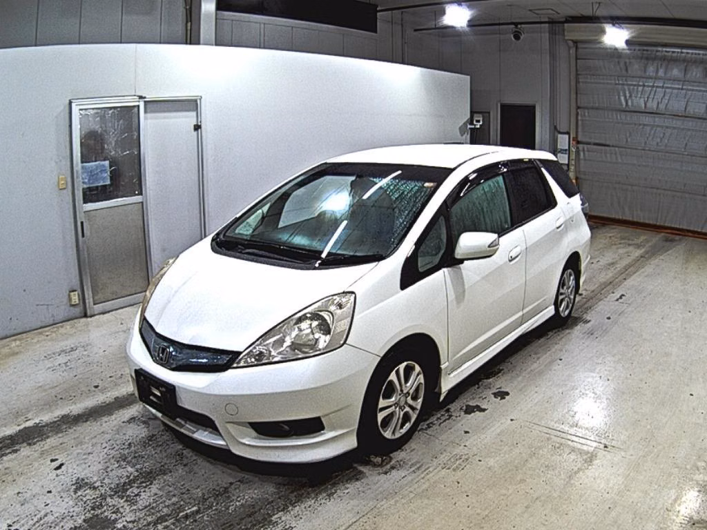 HONDA FIT SHUTTLE