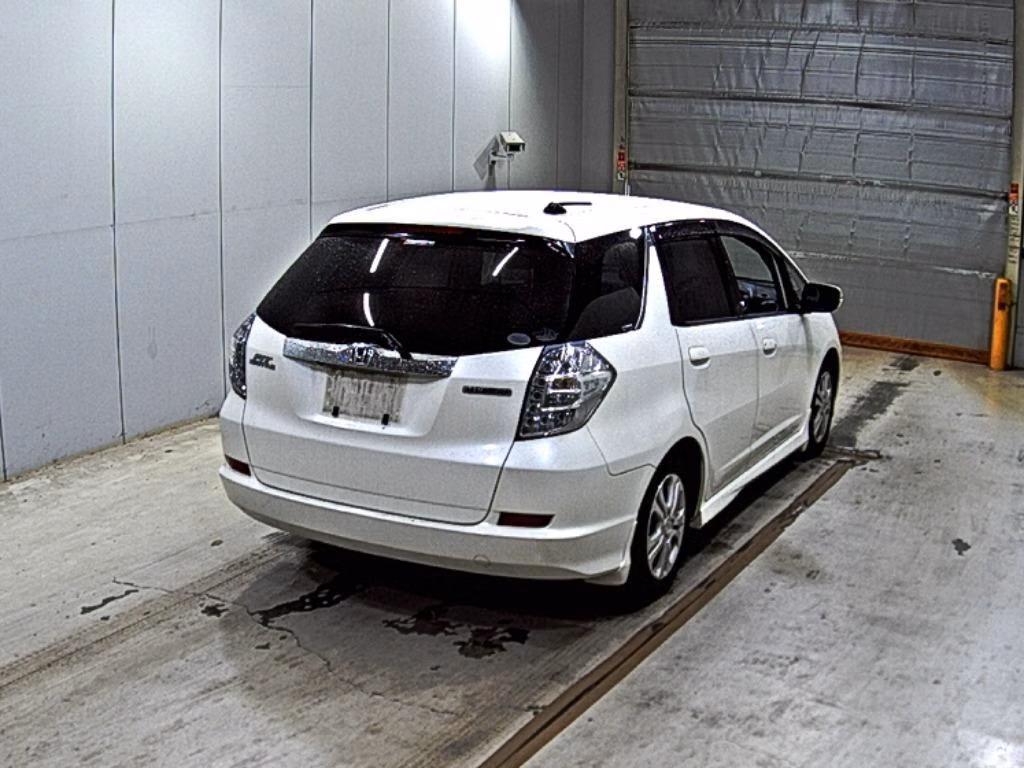 HONDA FIT SHUTTLE
