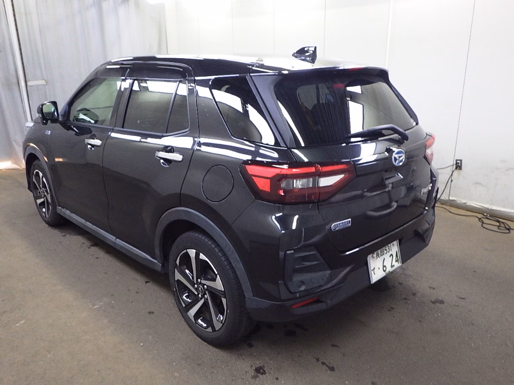 DAIHATSU ROCKY