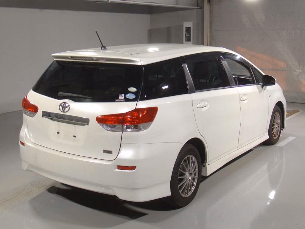 TOYOTA WISH