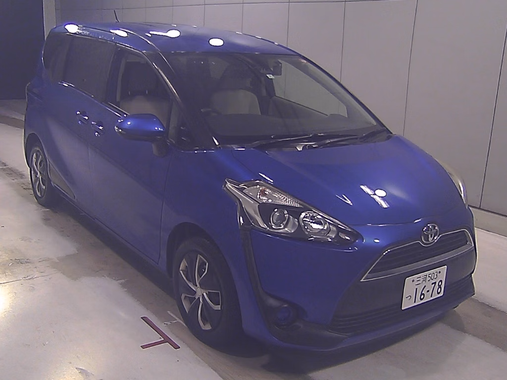 TOYOTA SIENTA