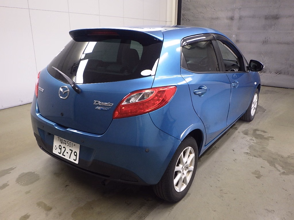 MAZDA DEMIO