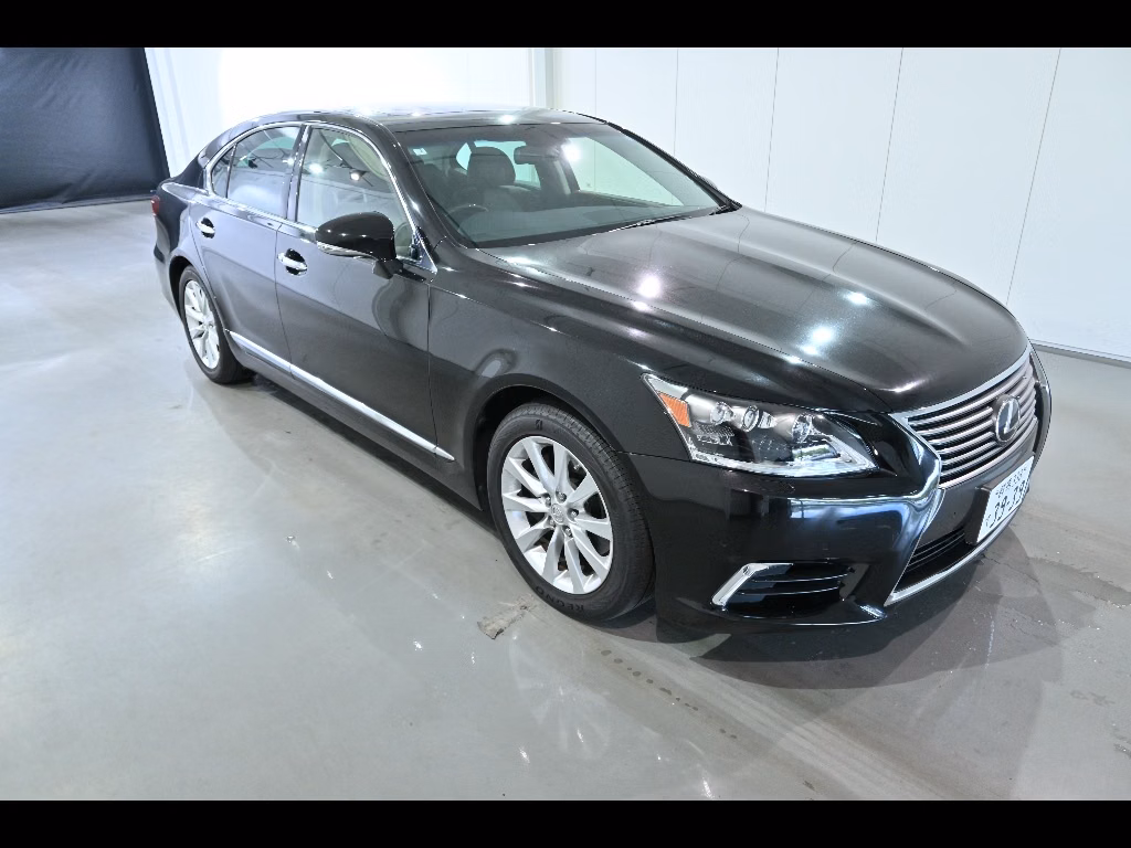 Lexus LS460