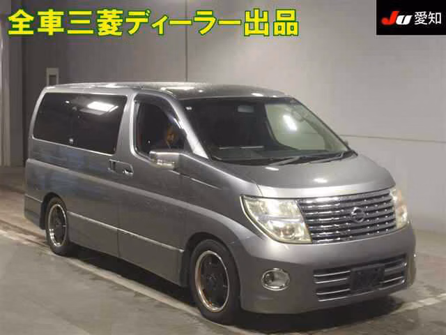 NISSAN ELGRAND