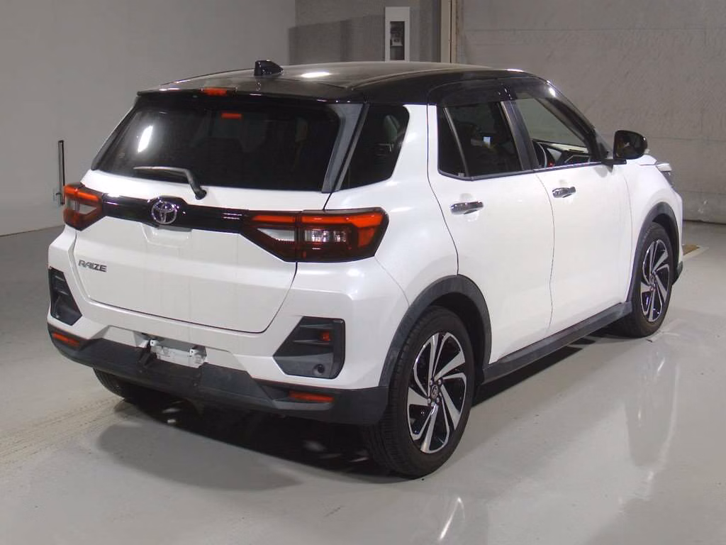 TOYOTA RAIZE