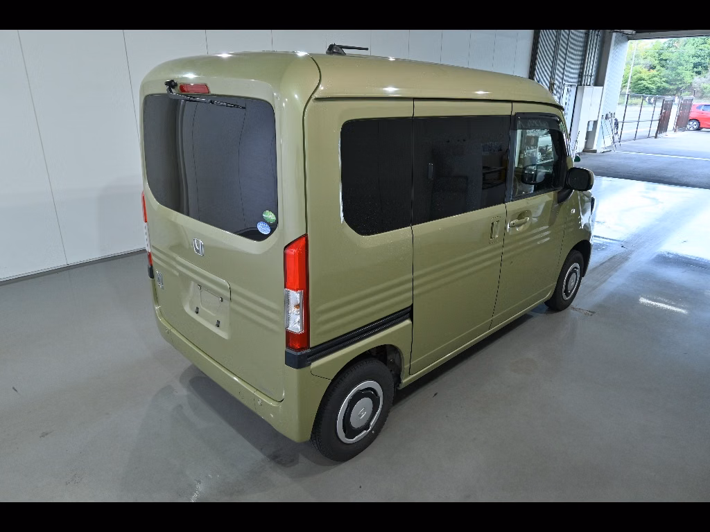 HONDA N-VAN