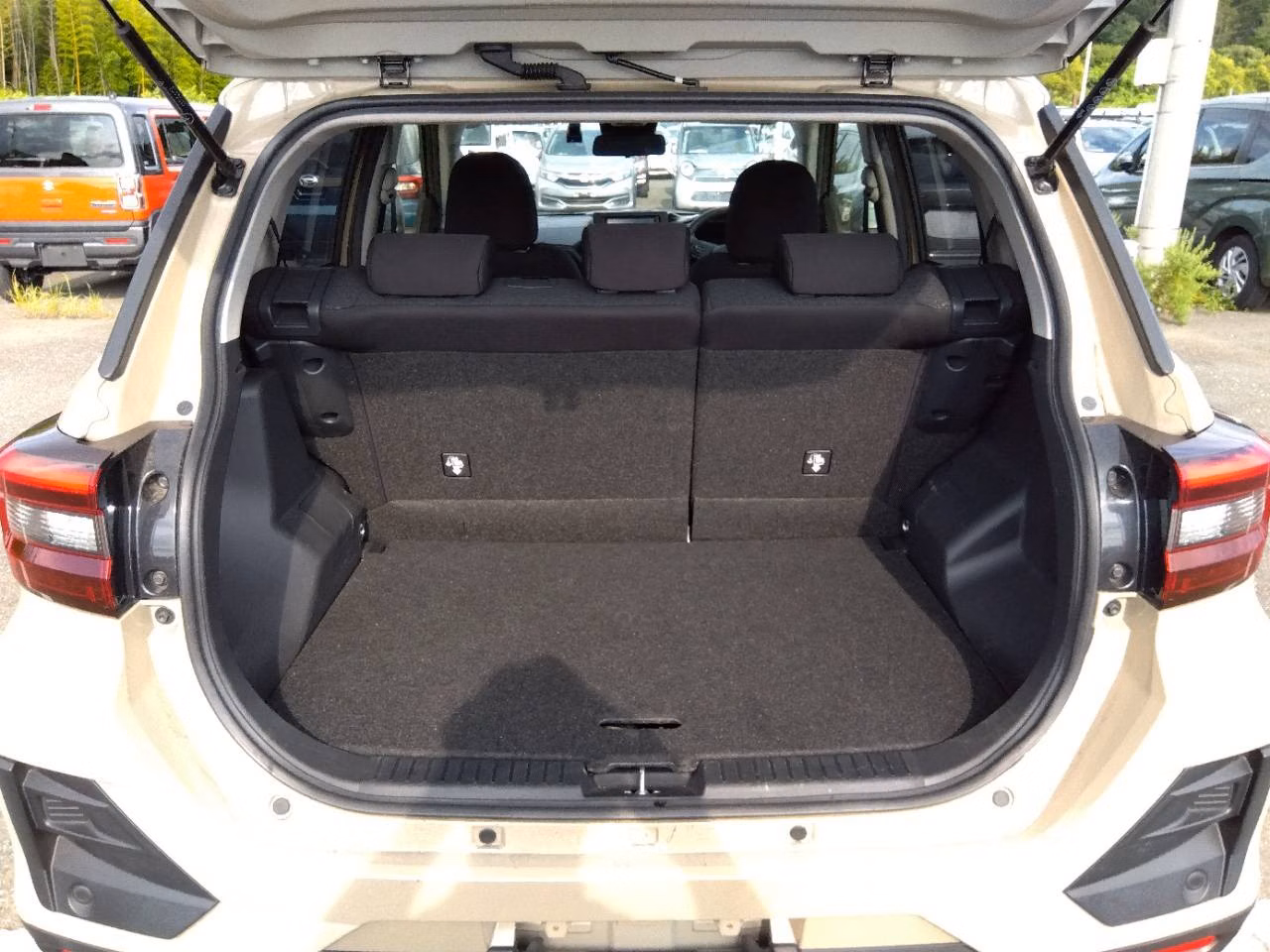 DAIHATSU ROCKY