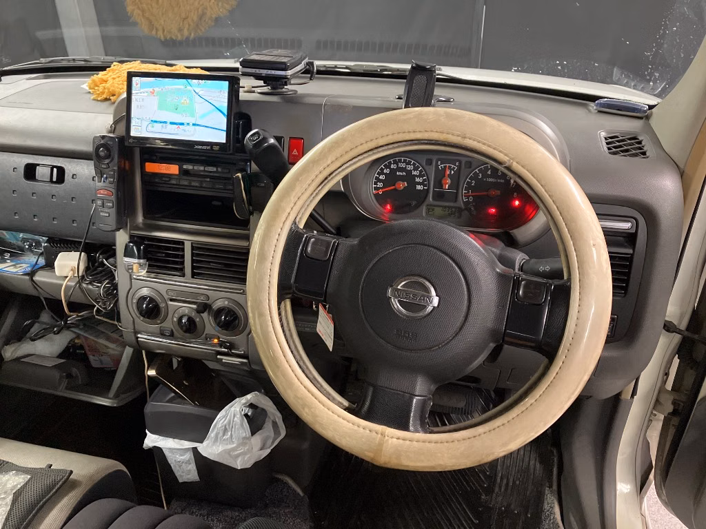 NISSAN CUBE