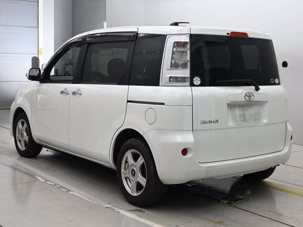 TOYOTA SIENTA