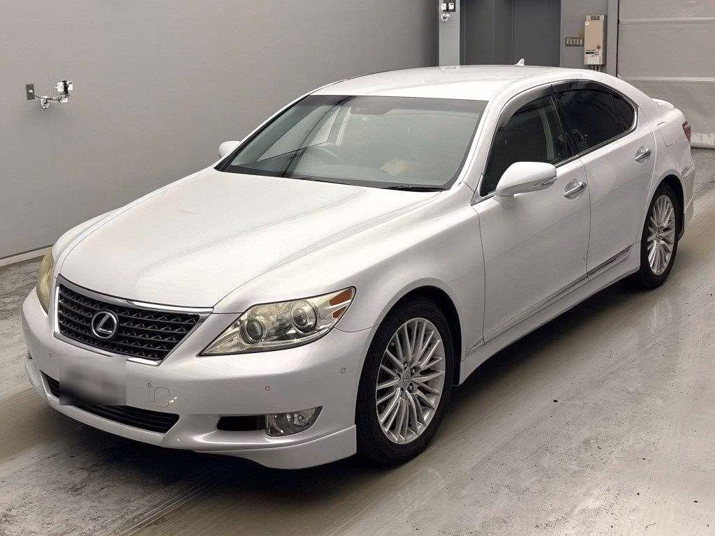 LEXUS LS460