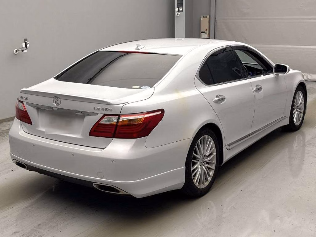 LEXUS LS460