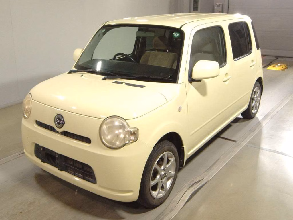 DAIHATSU MIRA COCOA