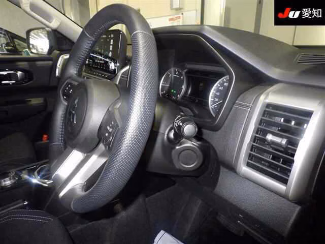MITSUBISHI TRITON