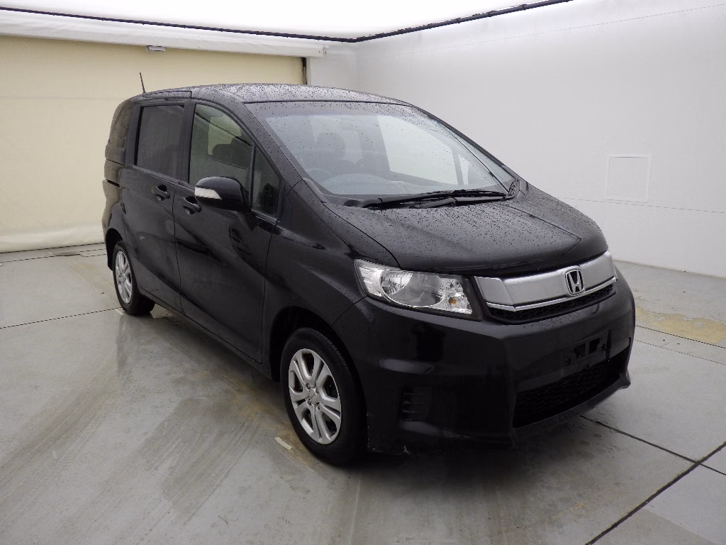 Honda Freed Spike
