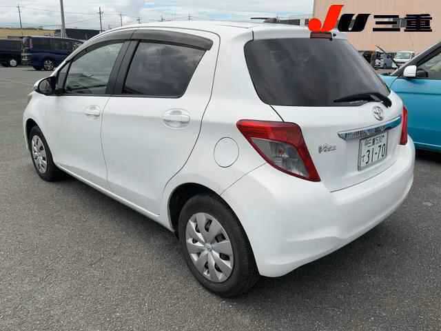 TOYOTA VITZ
