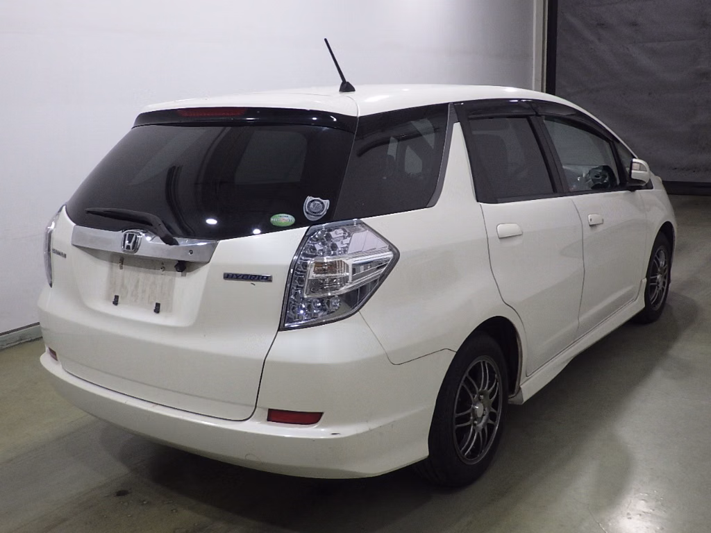 HONDA FIT SHUTTLE